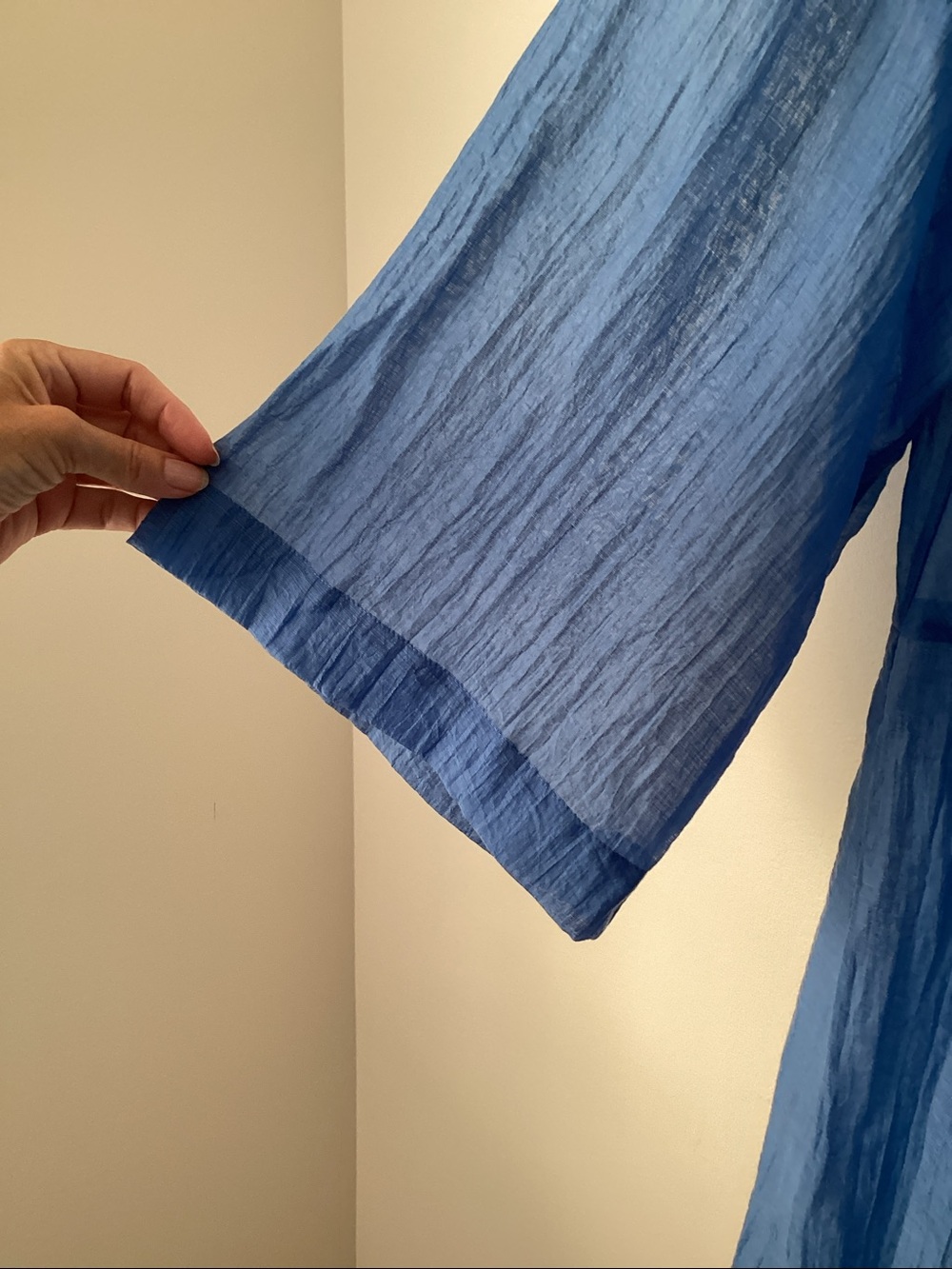 Cinq a Sept Ralpha Crinkled Mini Coverup in Endless Sky Size Large - Picture 7 of 10